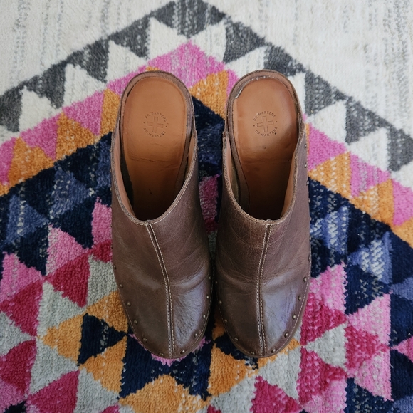 Doc Martens size 10 Brown Leather High Heel Studded Mule Una Clogs Shoes - Picture 2 of 8